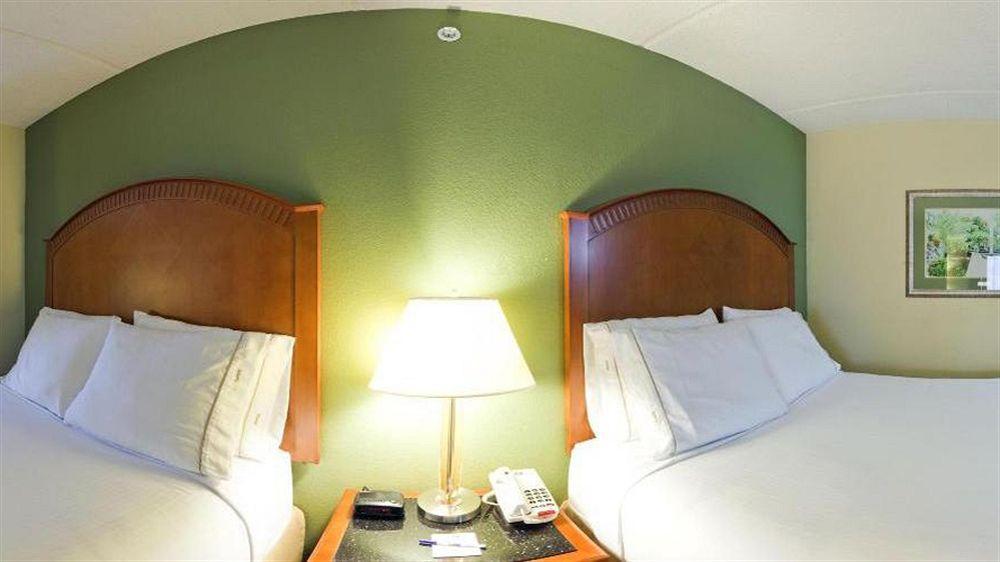 Holiday Inn Express & Suites Charlotte Arpt-Belmont By Ihg Eksteriør bilde