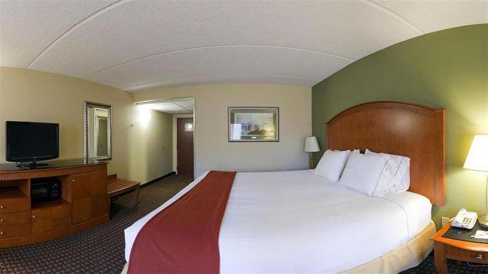 Holiday Inn Express & Suites Charlotte Arpt-Belmont By Ihg Eksteriør bilde