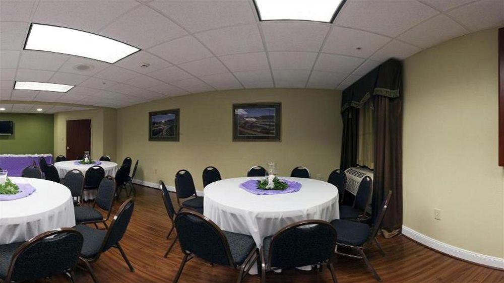 Holiday Inn Express & Suites Charlotte Arpt-Belmont By Ihg Eksteriør bilde